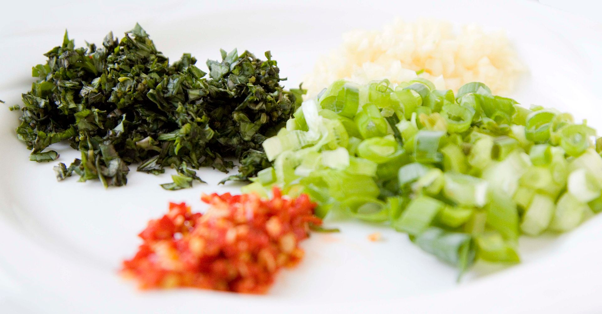 Food Makes Me Happy Thai Style Softly Scrambled Eggs 泰式九層塔烘蛋